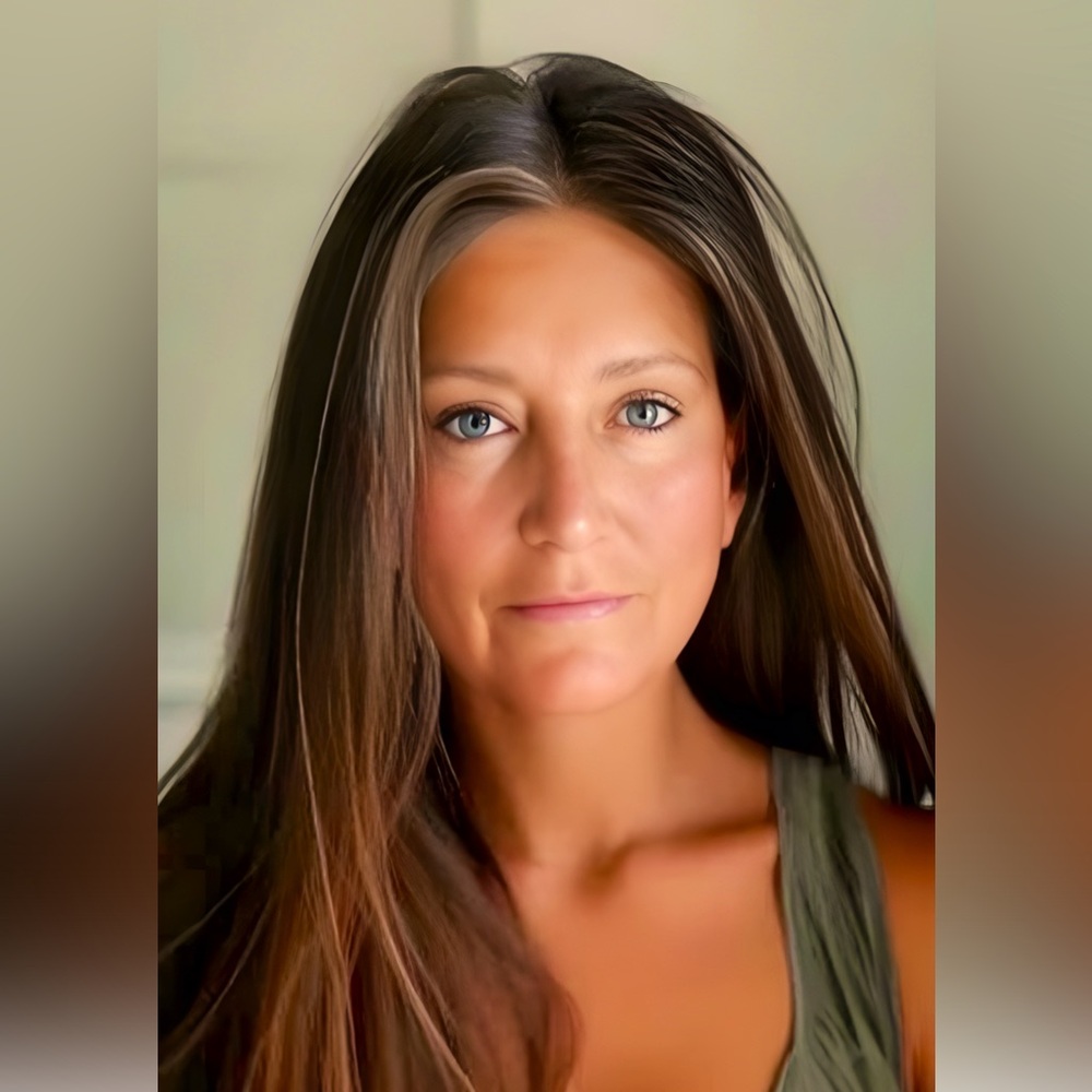 Meet your Posher, Jeannine